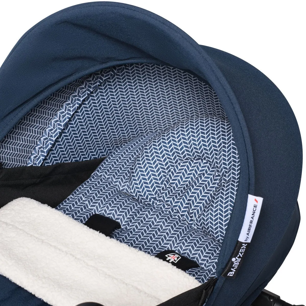 Babyzen YOYO² 0  Newborn Stroller Bundle by Air France