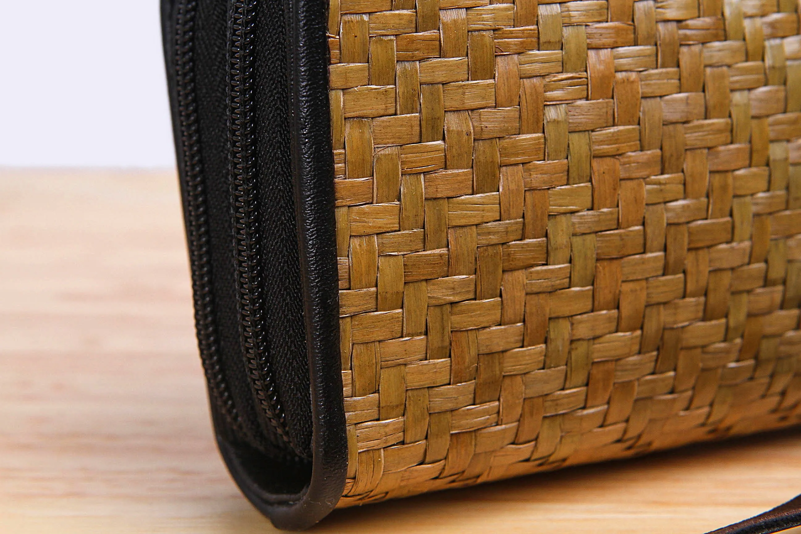 Woven dyed Seagrass (short)