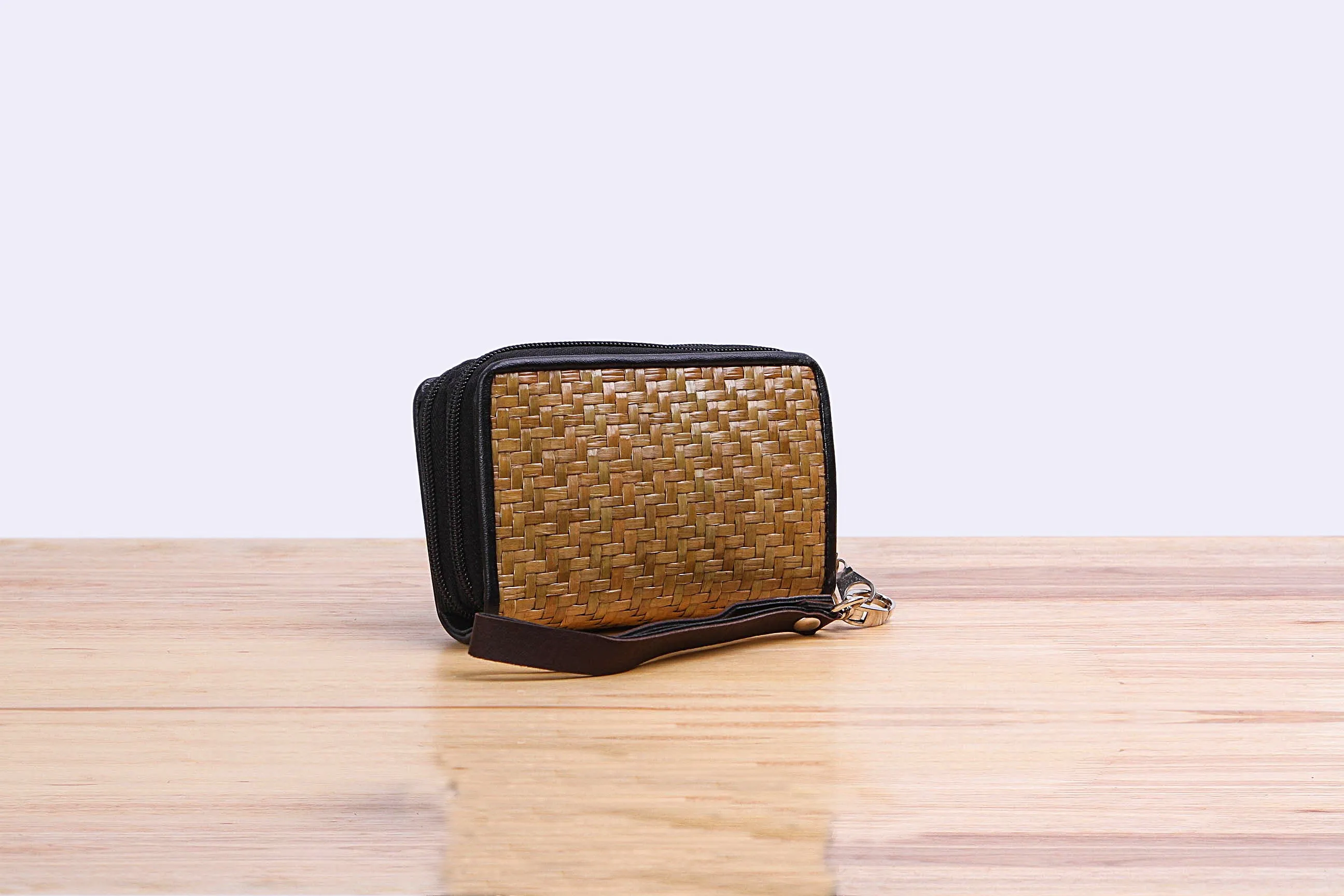 Woven dyed Seagrass (short)